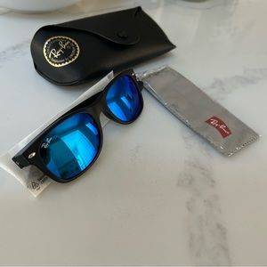 RayBan New Wayfarers - RB2132 - Matte Black/Blue Lenses